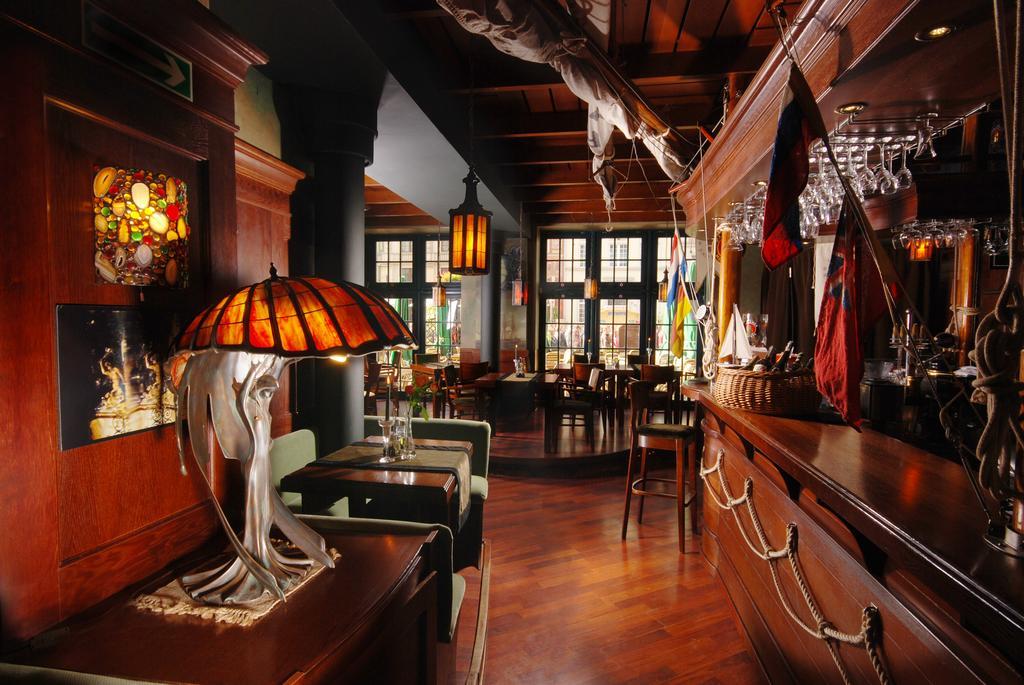 Holland House Residence Old Town Гданск Ресторант снимка